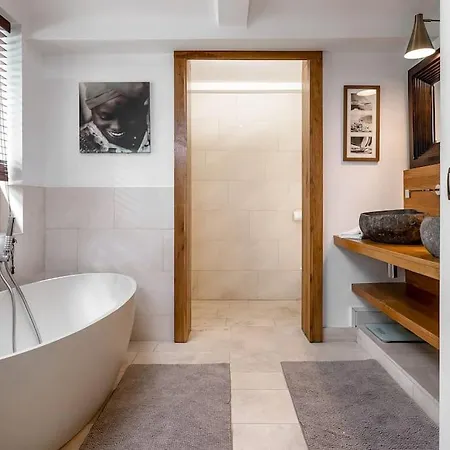 Villa Saint-Tropez *
